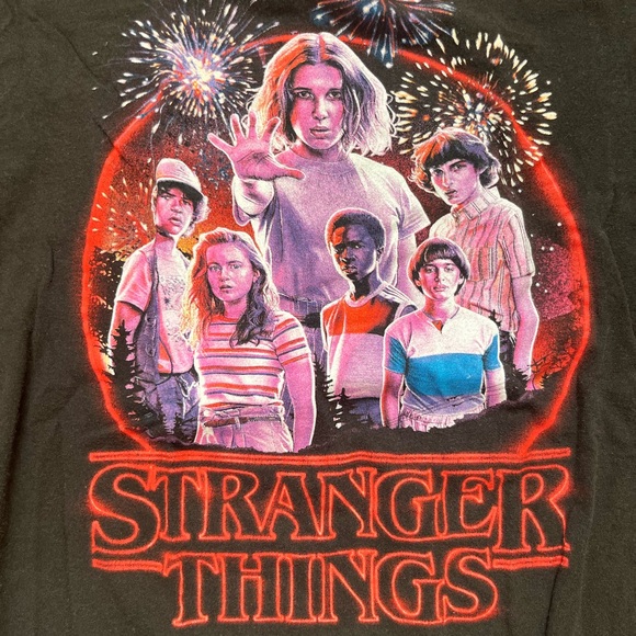 Stranger Things shirt - Picture 2 of 3